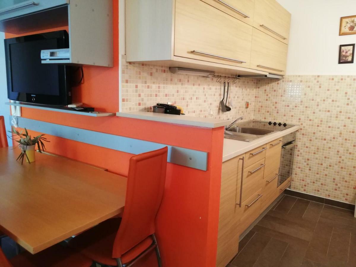 Apartment Adriana ポヴリャナ エクステリア 写真